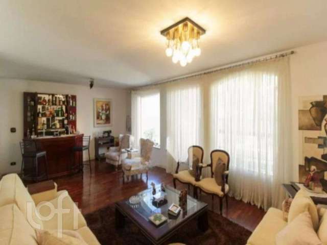 Casa à venda em Chácara Klabin com 260 m², 4 quartos, 1 suíte, 4 vagas