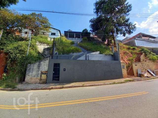 Casa à venda em Capão Redondo com 150 m², 3 quartos