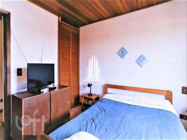 Casa à venda em Alto da Lapa com 300 m², 2 quartos, 2 suítes, 7 vagas