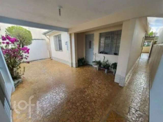 Casa à venda em Capão Redondo com 280 m², 3 quartos, 1 suíte, 2 vagas