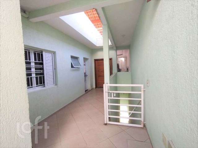 Casa à venda em Cambuci com 168 m², 3 quartos, 1 suíte, 2 vagas