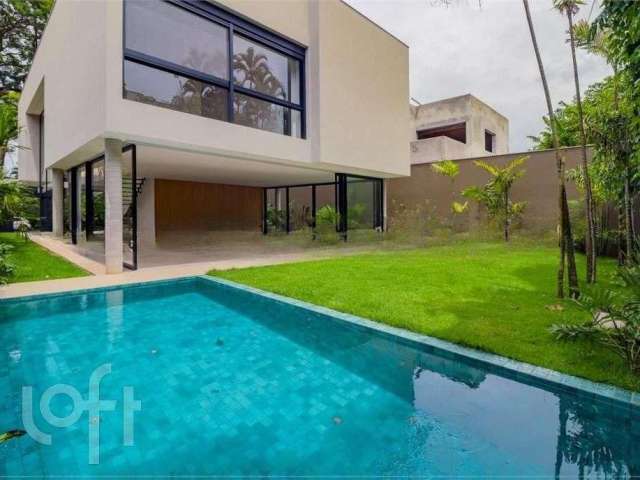 Casa à venda em Alto de Pinheiros com 450 m², 4 quartos, 4 suítes, 4 vagas