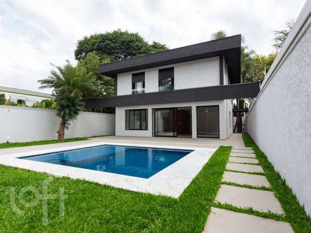 Casa à venda em Alto de Pinheiros com 416 m², 4 quartos, 4 suítes, 4 vagas