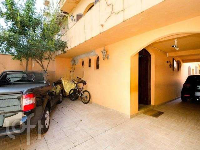 Casa à venda em Pinheiros com 200 m², 5 quartos, 1 suíte, 6 vagas