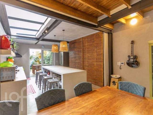 Casa à venda em Perdizes com 240 m², 3 quartos, 1 vaga