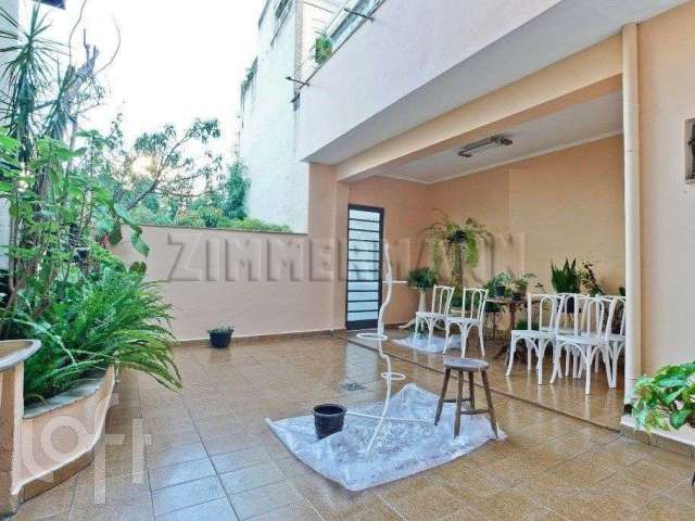 Casa à venda em Perdizes com 200 m², 3 quartos, 1 suíte, 2 vagas