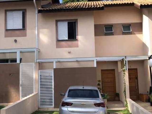 Casa 02 suítes, com planejados, opção de PORTEIRA FECHADA.