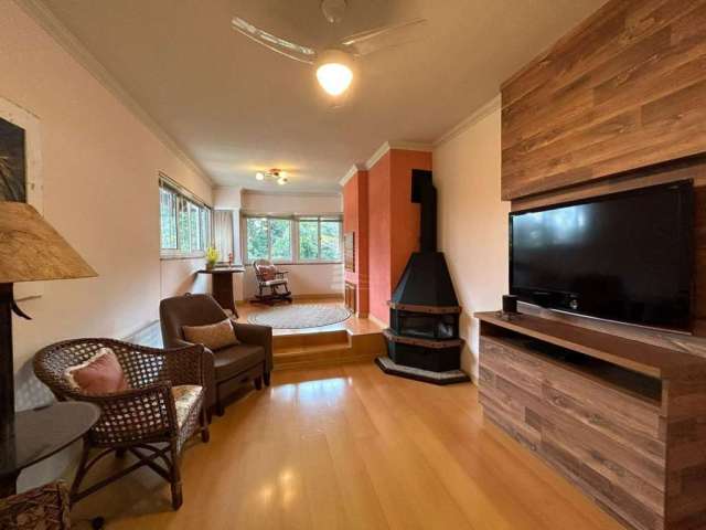 APARTAMENTO DE DOIS DORMITÓRIOS BEM LOCALIZADO, Centro , Gramado - RS