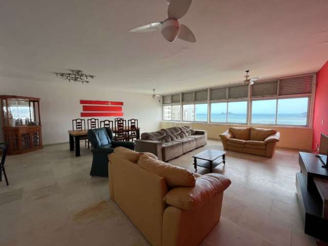 Apartamento frente ao mar na pitangueiras