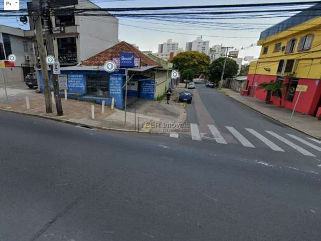 Terreno à venda no bairro Vila Ipiranga - Porto Alegre/RS