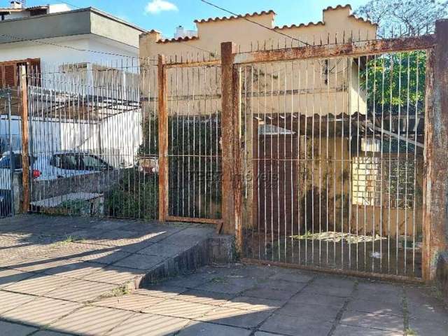 Casa à venda no bairro Passo D'areia - Porto Alegre/RS