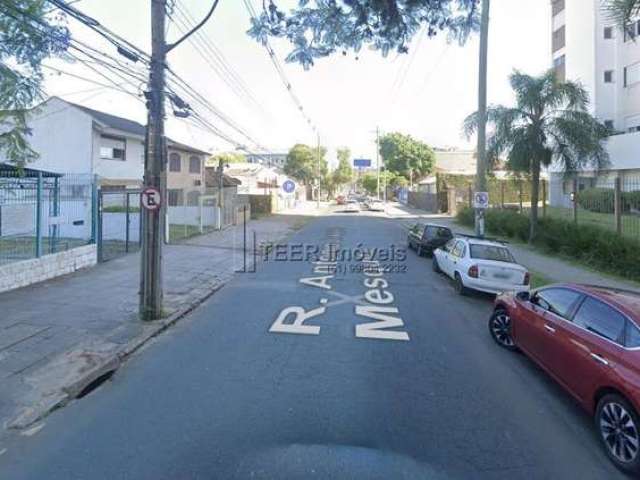 Terreno à venda no bairro Passo da Areia - Porto Alegre/RS