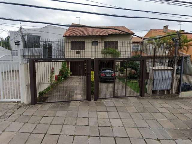 Casa à venda no bairro Jardim São Pedro - Porto Alegre/RS