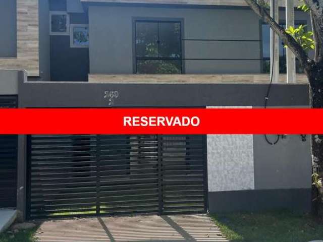 Belíssima casa duplex no Bairro Salim em Campo Grande.