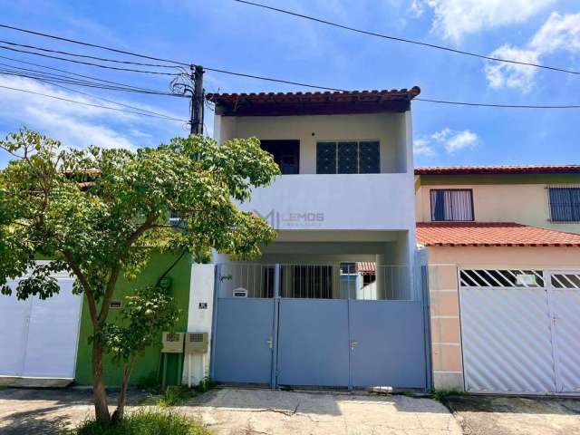 Ótima Casa Duplex no Bairro Oiticia Próximo a Estrada do Tingui. ACEITA FINANCIAMENTO!!