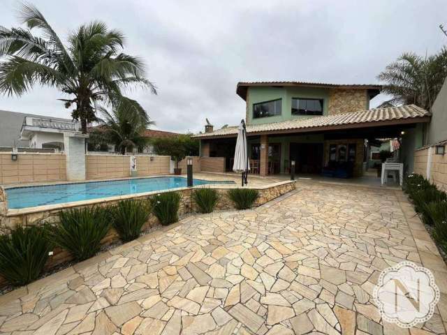 Linda casa alto padrão, frente mar no bairro Cibratel I