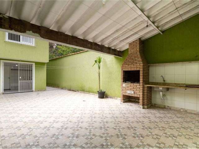 Casa com 3 quartos, 150m², à venda em São Paulo, Conjunto Residencial Vista Verde