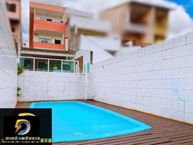 Sobrado para venda com 255 m² no Jardim Nossa Senhora do Carmo, com 3 dormitórios, sendo 2 suítes, área de lazer com piscina e churrasqueira, 2 vagas.