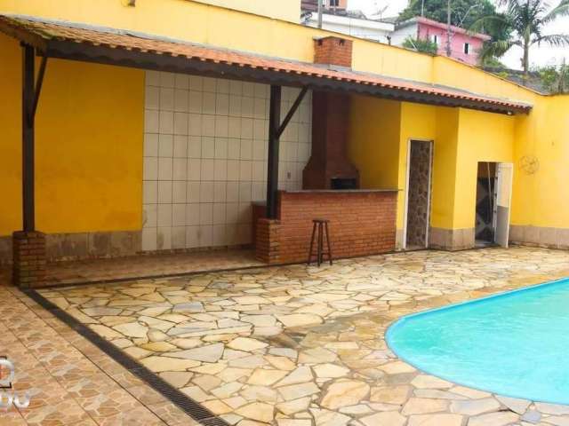 Sobrado com 3 quartos, 380m², à venda em Cotia, Jardim Miranda