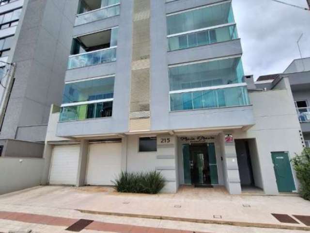 Apartamento pronto, mobiliado e equipado 215 metros da praia.     1 suíte + 1 quarto + banheiro social  com 1 vaga de garagem , mobiliado e equipado p