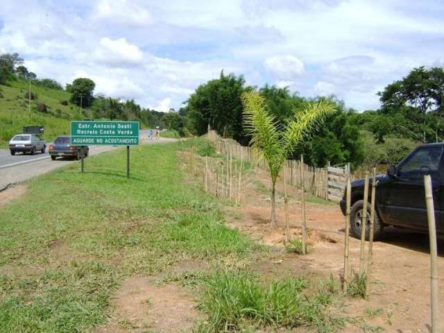 Sítio à venda de frente para rodovia de contorno de itatiba.