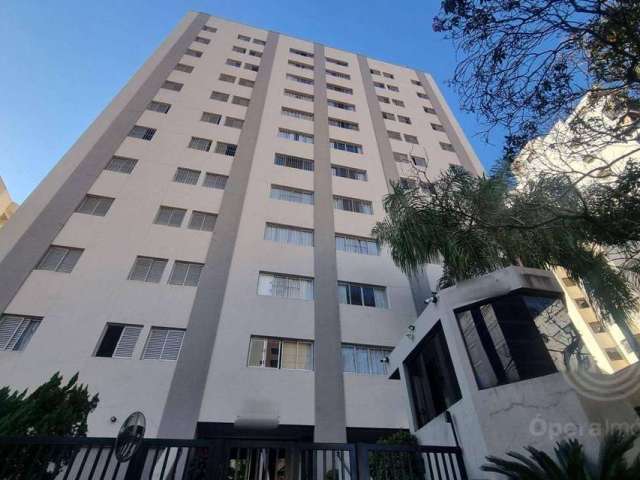 Apartamento com 100m2 totalmente reformado à Venda no bairro Cambuí em Campinas. Região da Padaria Massa Pura