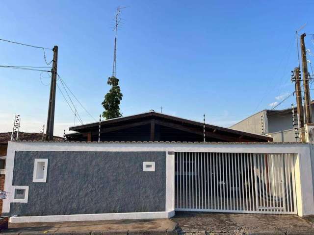 Casa Térrea e de Rua à Venda no bairro Jardim Planalto, vizinho da Nova Campinas.