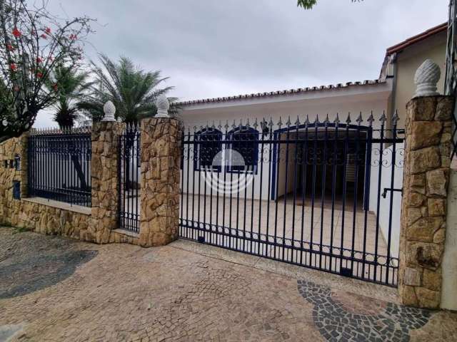 Casa comercial ou residencial de Rua, reformada para alugar no bairro Vila Industrial em Campinas.