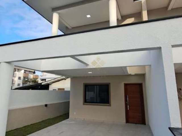 Casa Duplex a venda com 3 dormitórios em Canasvieiras Florianópolis SC