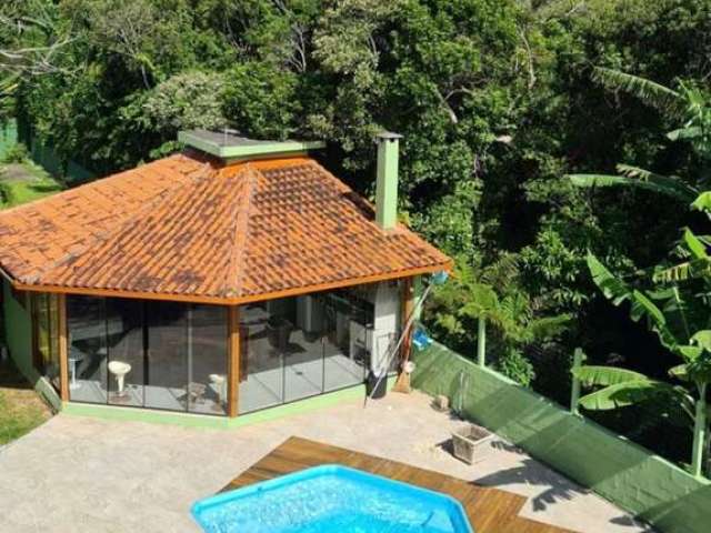 Casa à Venda com 5 quartos no  Rio Vermelho, Florianópolis, SC