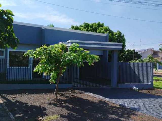 Casa de esquina no bairro Boa Vista com 1 suíte, 2 quartos e área de festa.