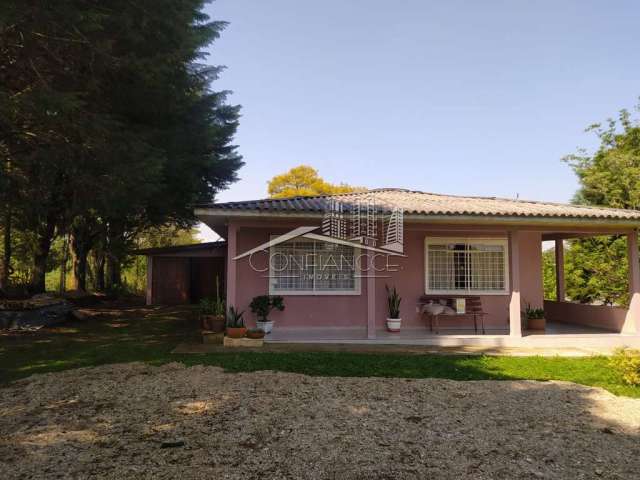 Casa com 2 quartos à venda na Rua Irmã Elizabeth Werka, 10, Fazenda Velha, Araucária, 23000 m2 por R$ 1.700.000