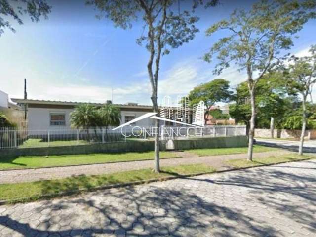 Casa comercial com 5 salas à venda na Rua Camões, Cristo Rei, Curitiba, 384 m2 por R$ 2.900.000