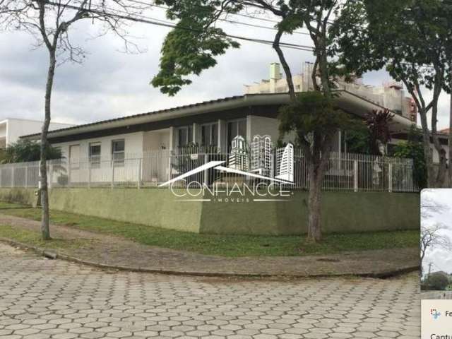 Casa comercial à venda na Rua Camões, Cristo Rei, Curitiba, 384 m2 por R$ 2.900.000