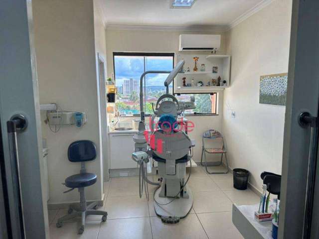 Sala Comercial à Venda no Edifício Urbano dos Santos Bastos com Banheiro