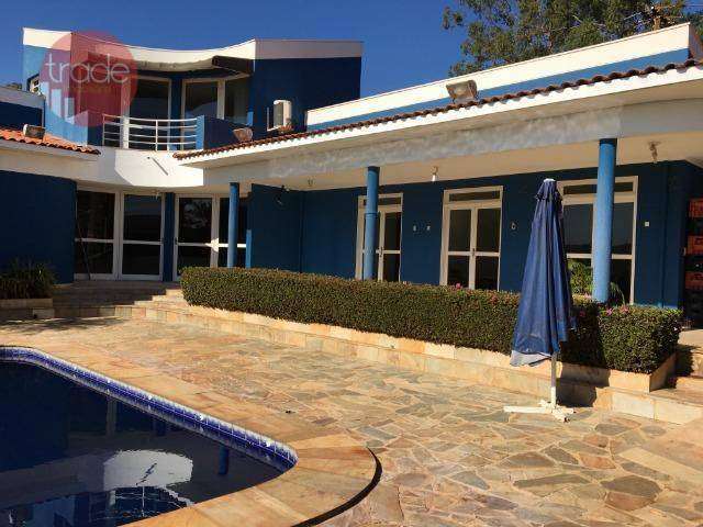 Casa à Venda de 04 Quartos no Bairro Lagoinha em Ribeirão Preto com Piscina.