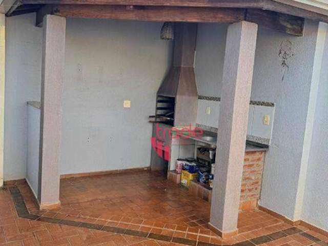 Casa em Condomínio Fechado de 03 Quartos no Bairro Jardim dos Hibiscos em Ribeirão Preto com Quintal.