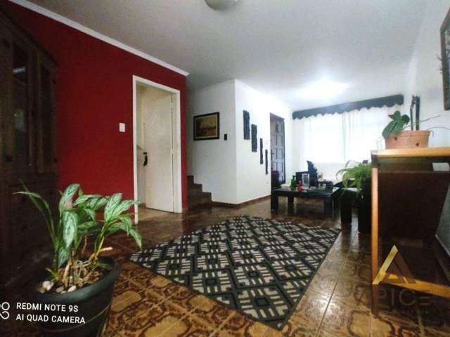 Sobrado com 3 dormitórios à venda, 154 m² por R$ 1.089.000,00 - Gonzaga - Santos/SP