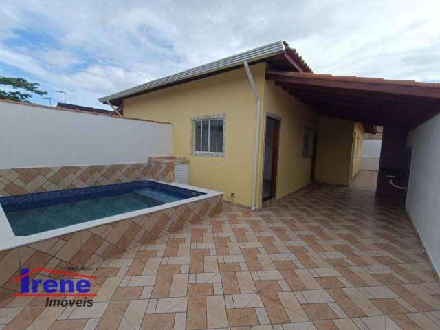 Casa com 2 dormitórios e piscina  à venda, 52 m² por R$ 275.000 - Califórnia - Itanhaém/SP