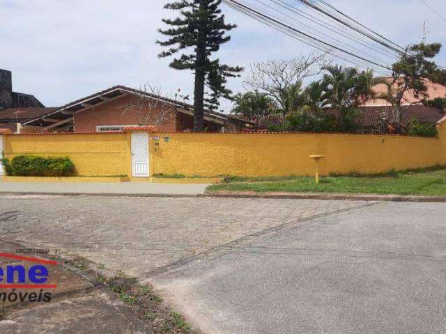 Casa a 250 metros da praia com 5 dormitórios à venda, 183 m² por R$ 980.000