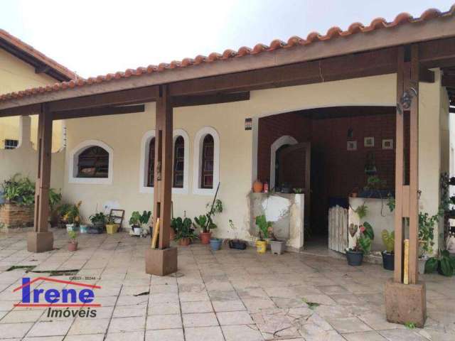 Casa com 3 dormitórios à venda, 134 m² por R$ 400.000,00 - Campos Elíseos - Itanhaém/SP