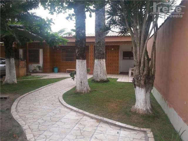 Casa lado praia no Jequitibá