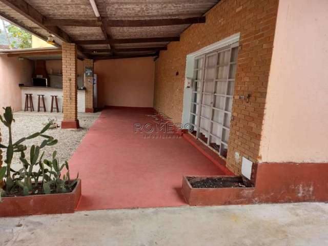 Casa com 4 dorms, Praia da Lagoinha, Ubatuba - R$ 580 mil, Cod: 1974