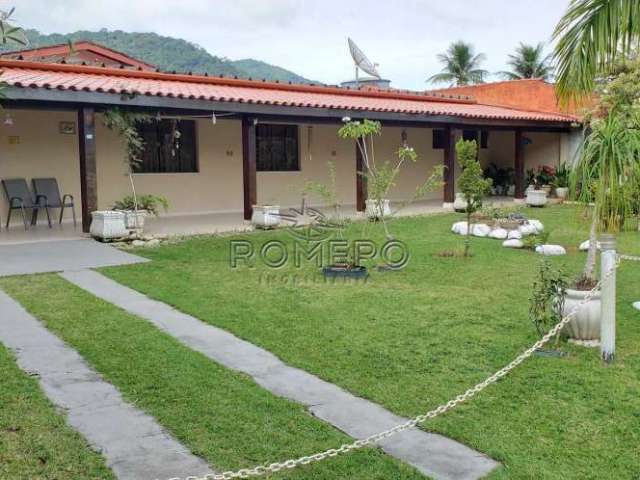 Casa em condomínio fechado com 4 quartos à venda na Rua São Sebastião, 619, Praia da Lagoinha, Ubatuba, 130 m2 por R$ 1.910.000