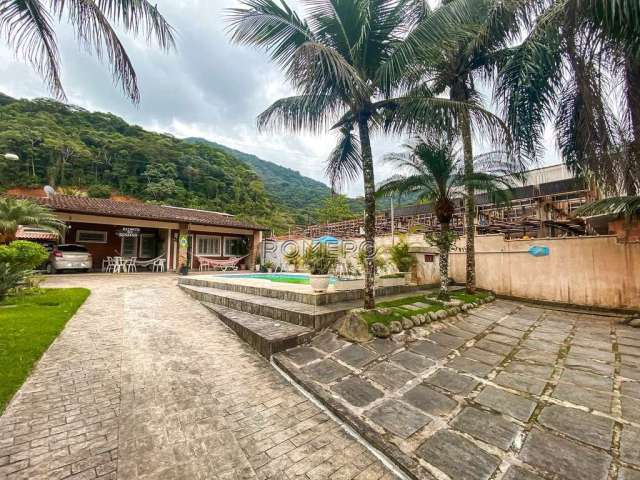 Casa com 2 quartos à venda na Rua Rio Grande do Sul, 237, Praia da Lagoinha, Ubatuba, 207 m2 por R$ 750.000