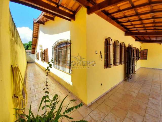 Casa com 4 quartos à venda na Rua Sargento Assad Peres, 251, Maranduba, Ubatuba, 323 m2 por R$ 650.000