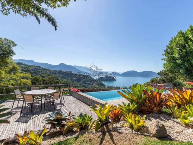 Casa de Condomínio com 6 dorms, Praia do Pulso, Ubatuba - R$ 4.2 mi, Cod: 1773