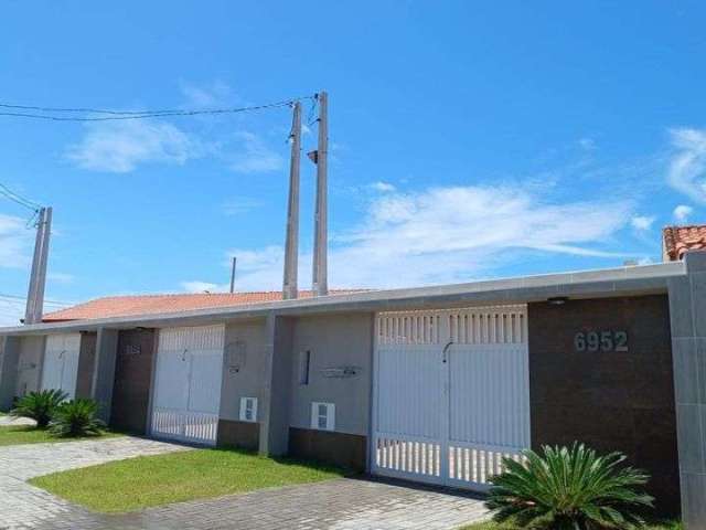 Casa para Venda em Itanhaém, Santa Terezinha, 2 dormitórios, 1 suíte, 1 banheiro, 3 vagas