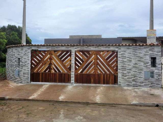 Casa para Venda em Itanhaém, Nossa Senhora Do Sion, 2 dormitórios, 2 suítes, 1 banheiro, 2 vagas