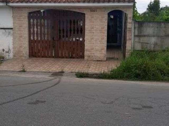 Casa para Venda em Mongaguá, Jussara, 4 dormitórios, 1 suíte, 1 banheiro, 2 vagas